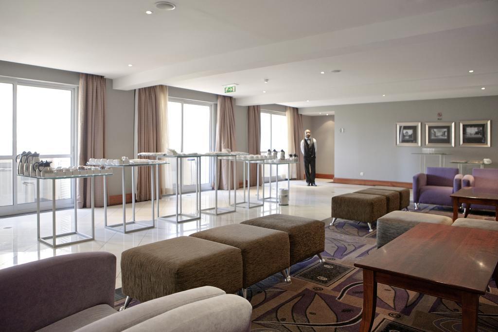 Hotel Avenida Maputo Bagian luar foto